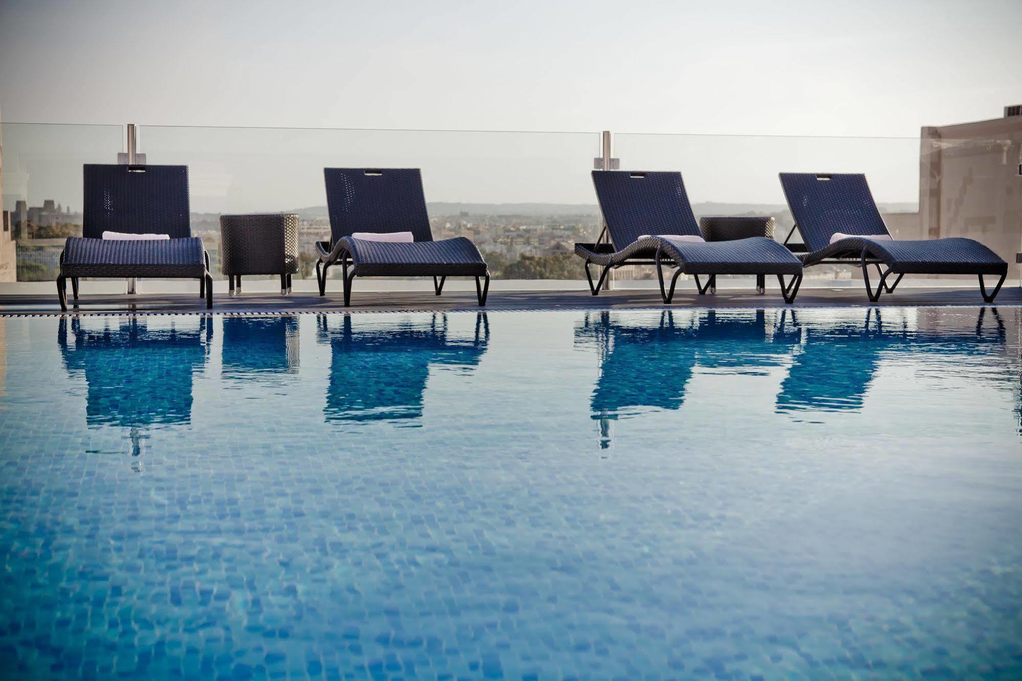 Labranda Rocca Nettuno Suites Sliema Exterior foto